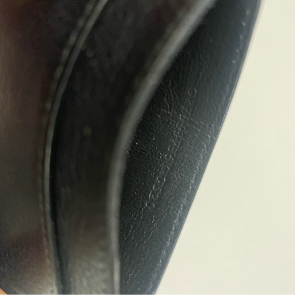 ❌SOLD❌ Authentic Yves Saint Laurent Black Leather Card Holder - Picture 3 of 4